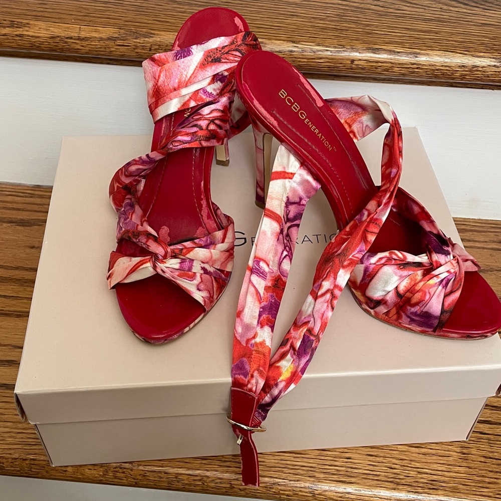 BCBGeneration Vibrant Red and Pink Floral Sandals